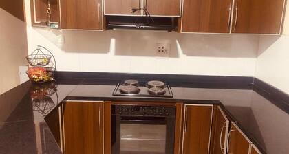 Lovely 3-bedroom apartment in Lusaka with WiFi, AC