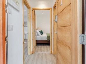 1 bedroom, free WiFi, bed sheets - Fraser Apartment No. 4- UK47652 (Inverness)