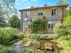 Property grounds - Gadley House East Wing (Buxton)