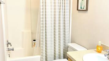 Towels, soap, shampoo, toilet paper