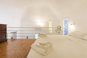 1 quarto, Wi-Fi de cortesia, roupa de cama