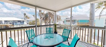 Oceanview 3-bdrm home steps from beach! Heated pool & hot tub. Sleeps 6.