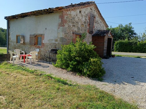 Gîte FABEL HAUT 300 metres from the GR65 