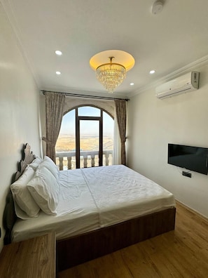 مكواة/لوح كي وواي فاي مجانًا وملاءات أسرّة