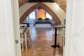 1 Schlafzimmer, Zimmersafe, Bügeleisen/Bügelbrett, kostenloses WLAN