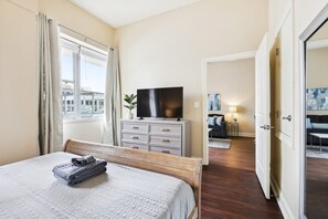 Executive-Apartment, 1 Schlafzimmer, Poolzugang | 2 Schlafzimmer, individuell dekoriert, individuell eingerichtet