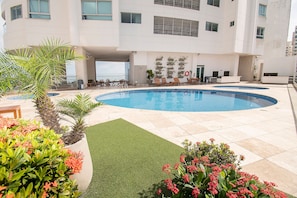 Outdoor pool - U-GO Edificio Palmetto Eliptic Cartagena (Cartagena)
