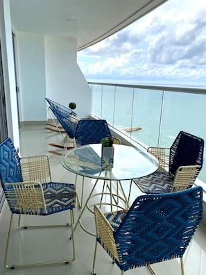 Apartment | Outdoor dining - U-GO Edificio Palmetto Eliptic Cartagena (Cartagena)