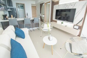Departamento | Área de sala de estar | Televisión de pantalla plana 