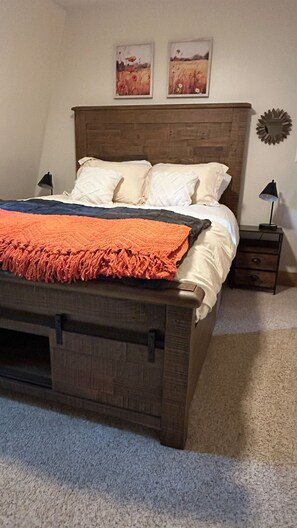 2 bedrooms, free WiFi, bed sheets