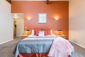 4 bedrooms, iron/ironing board, free WiFi, bed sheets