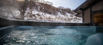 Cottonwood Cove - New Hot Tub