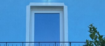 Cozy apartment with sea view x info 3382837420