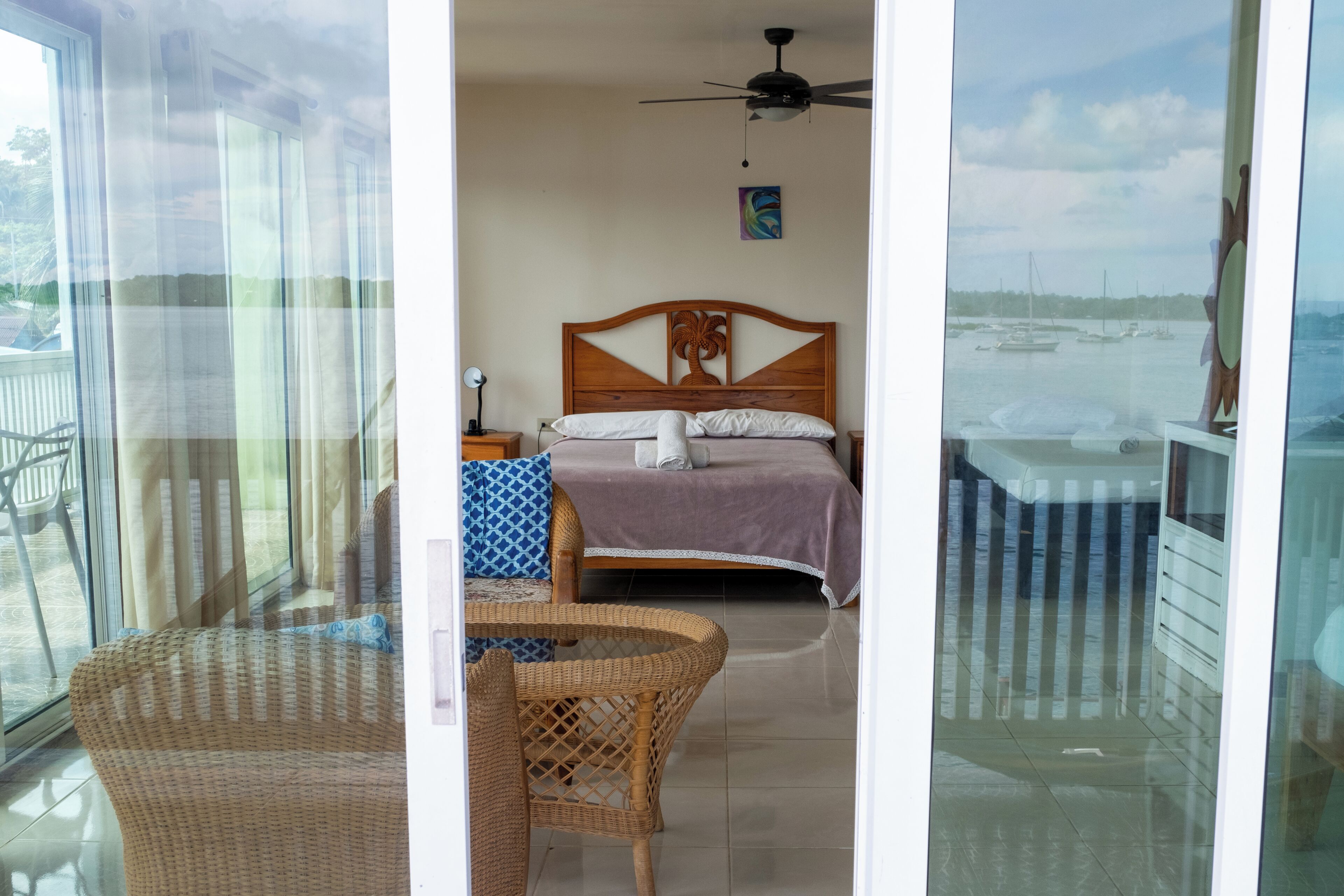Luxury Suite, Sea View | Free WiFi