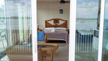 Luxury Suite, Sea View | Free WiFi