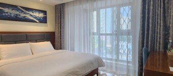 Wanshang Ruyi Hotel (Beijing Lugu East Street)