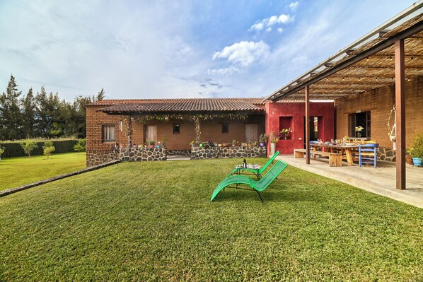 Superior House, Mountainside | Terrace/patio - Casa Estrella Mountain view (Malinalco)