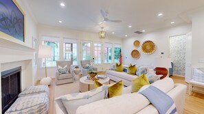 スマートテレビ、暖炉