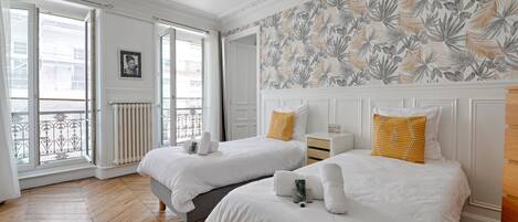 3 chambres, fer et planche à repasser, Wi-Fi gratuit, draps fournis