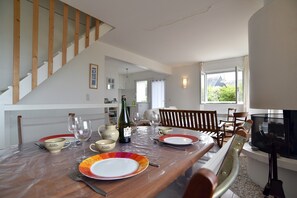 Dining - Hurlevent - Maison vue mer (Fréhel)