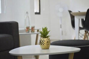 Appartement Confort, 1 lit double et 1 canapé-lit
