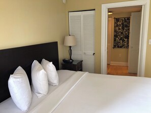1 habitación, internet y ropa de cama