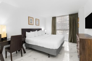 1 bedroom, internet, bed sheets