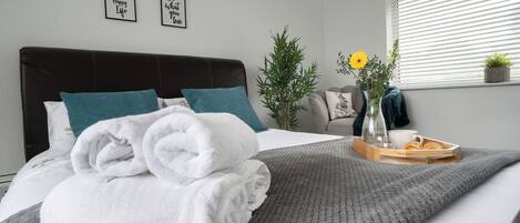 2 chambres, lit parapluie, Wi-Fi gratuit, draps fournis