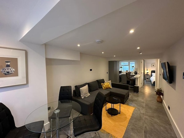House | Living area | TV