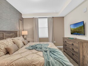 3 soverom, strykejern/-brett, wi-fi og sengetøy