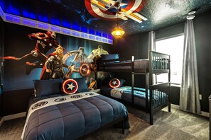 6 bedrooms, iron/ironing board, WiFi, bed sheets