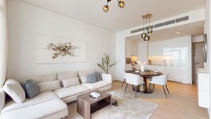 Unclassified image, 3 of 12, button - Creek Harbour - Palace Residence 2309 (Dubai)