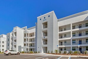 Exterior - Last Minute Disney Getaway! Luxury Condo with Private Balcony. Book Now! #66025 (Orlando)