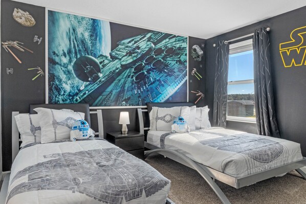 9 habitaciones, tabla de planchar con plancha, wifi y ropa de cama