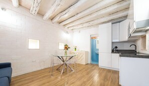 Interior - Cagliari Boutique Stay by Propertize (Cagliari)