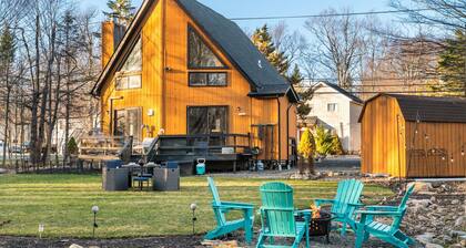 Pet Friendly, Pocono Chalet, Lake Community