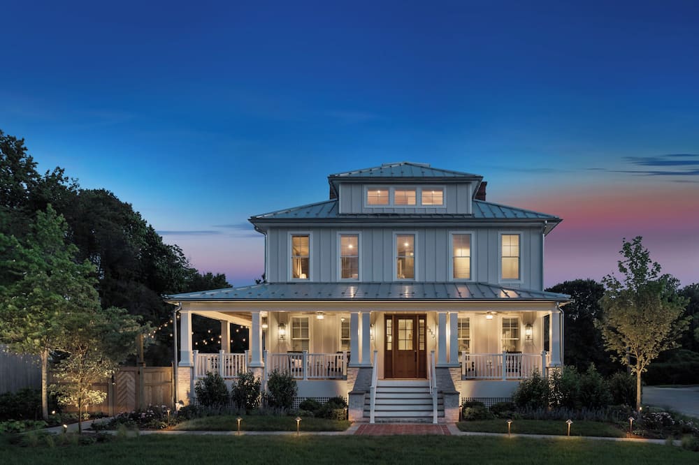 1313 West Luxury Boutique Hotel