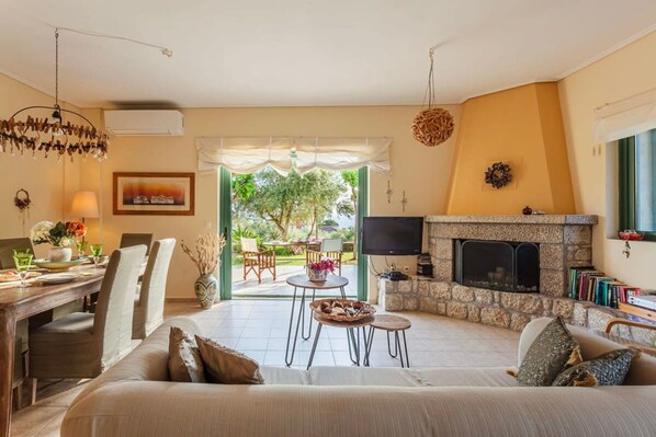 Villa | 3 bedrooms, Internet - Lavender Garden Retreat - Secluded Seaside Getaway (West Mani)