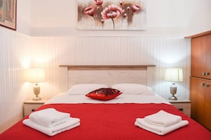House, Smoking | 4 bedrooms, Internet - Urban Seaside Oasis - Adriana s Garden Paradise (Kalamata)