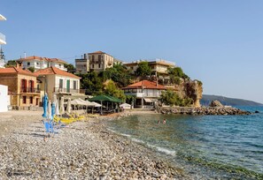 House - Waveside Sanctuary - Luxurious Seastone Villa (West Mani)