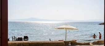 เวฟไซด์ แซงชัวรี - วิลล่าหรูหราซีสโตน