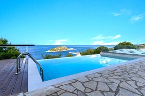 Villa | 2 slaapkamers, geluiddichte muren, internet