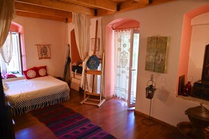 5 habitaciones y acceso a internet 