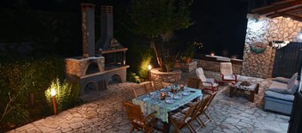 Kalavrita Winter Retreat - Homely Spacious Chalet