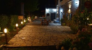 5 bedrooms, Internet - Kalavrita Winter Retreat - Homely Spacious Chalet (Kalavrita)
