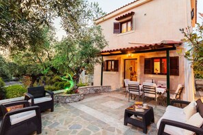 House | 2 bedrooms, Internet - Mani Garden Haven - Private Retreat in Stoupa (West Mani)