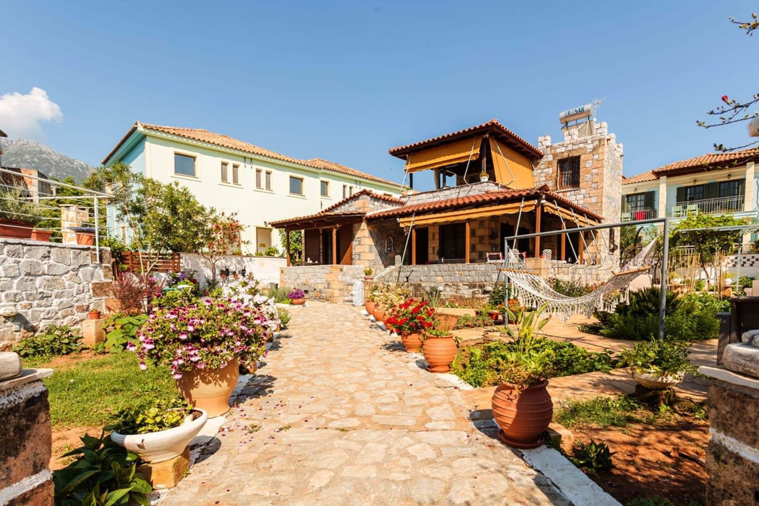 House | 2 bedrooms, Internet