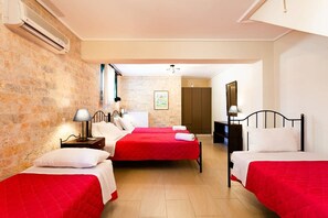 House, Smoking - Astros Enchanting Sunsets - Dukes Poolside Home (North Kynouria)