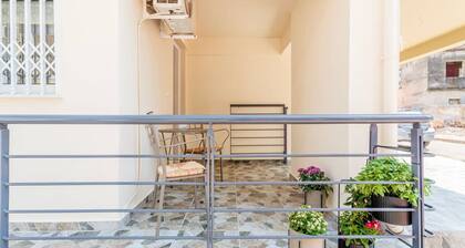 Kalamata Lime Studio - Urban Cozy Nest