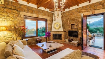 Apartment | 2 bedrooms, soundproofing, Internet